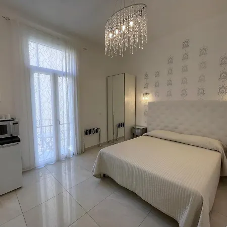 Piccola Stella 招待所 圣雷默